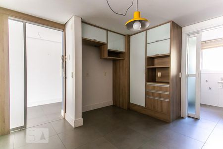 Apartamento à venda com 189m², 3 quartos e 3 vagas Apartamento à venda com 189m², 3 quartos e 3 vagasCozinha