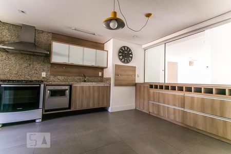 Apartamento à venda com 189m², 3 quartos e 3 vagas Apartamento à venda com 189m², 3 quartos e 3 vagasCozinha