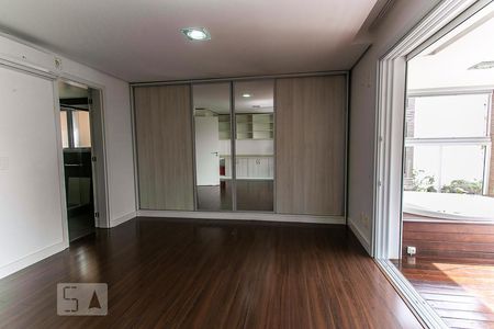 Apartamento à venda com 189m², 3 quartos e 3 vagas Apartamento à venda com 189m², 3 quartos e 3 vagas Suíte 1