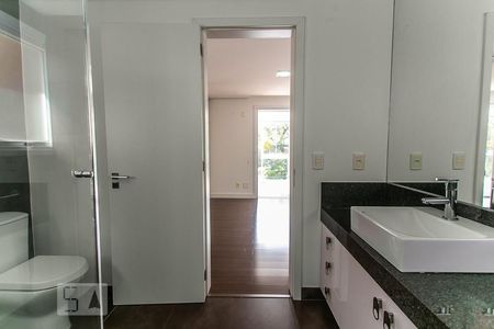 Apartamento à venda com 189m², 3 quartos e 3 vagas Apartamento à venda com 189m², 3 quartos e 3 vagasBanheiro Suíte 1