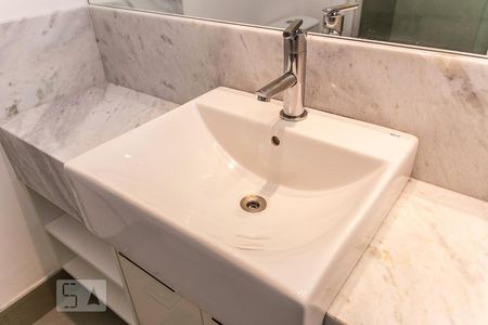 Apartamento à venda com 189m², 3 quartos e 3 vagas Apartamento à venda com 189m², 3 quartos e 3 vagasBanheiro Suíte 3