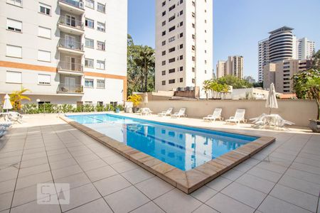 Apartamento para alugar com 39m², 1 quarto e 1 vaga Apartamento para alugar com 39m², 1 quarto e 1 vagaÁrea comum - Piscina