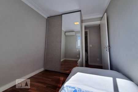 Apartamento à venda com 92m², 3 quartos e 2 vagasQuarto