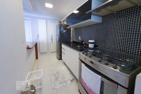 Apartamento à venda com 92m², 3 quartos e 2 vagasCozinha