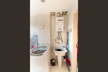 Apartamento à venda com 140m², 2 quartos e 1 vaga Apartamento à venda com 140m², 2 quartos e 1 vagaÁrea de Serviço