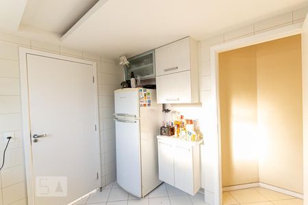 Apartamento à venda com 140m², 2 quartos e 1 vaga Apartamento à venda com 140m², 2 quartos e 1 vagaCozinha