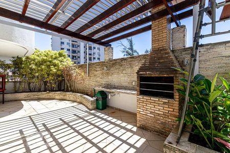 Apartamento à venda com 140m², 2 quartos e 1 vaga Apartamento à venda com 140m², 2 quartos e 1 vagaÁrea comum - Churrasqueira