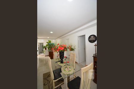 Apartamento à venda com 300m², 2 quartos e sem vagaSala de Jantar