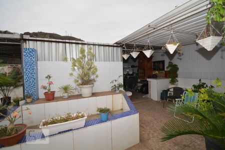 Apartamento à venda com 300m², 2 quartos e sem vagaPiscina