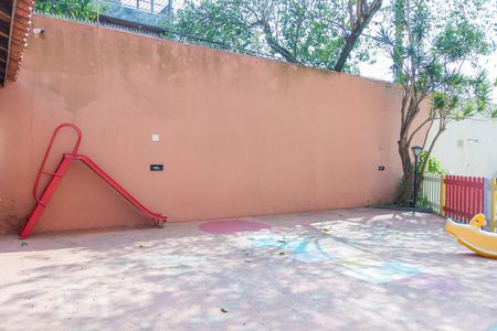 Apartamento à venda com 150m², 3 quartos e 2 vagasÁrea Comum - Playground