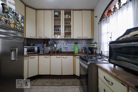 Casa à venda com 135m², 2 quartos e 2 vagasCozinha