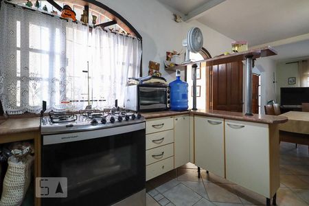 Casa à venda com 135m², 2 quartos e 2 vagasCozinha