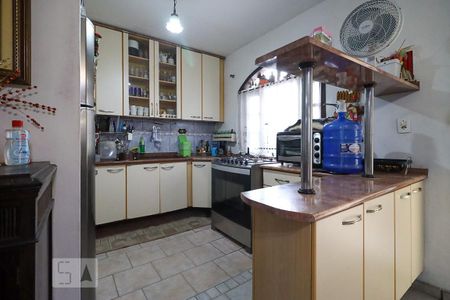 Casa à venda com 135m², 2 quartos e 2 vagasCozinha