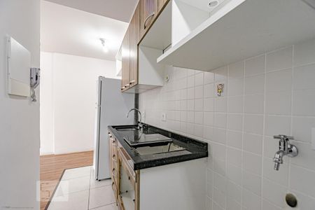 Studio para alugar com 40m², 1 quarto e sem vaga Studio para alugar com 40m², 1 quarto e sem vagaCozinha e Área de Serviço