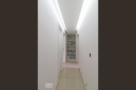 Apartamento à venda com 115m², 3 quartos e 2 vagasCorredor