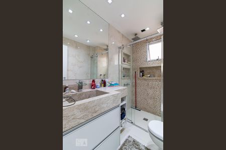 Apartamento à venda com 115m², 3 quartos e 2 vagasBanheiro quarto 3 suíte