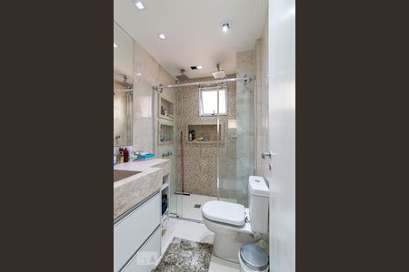 Apartamento à venda com 115m², 3 quartos e 2 vagasBanheiro quarto 3 suíte