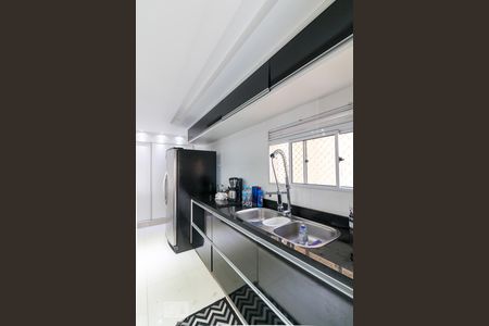 Apartamento à venda com 115m², 3 quartos e 2 vagasCozinha