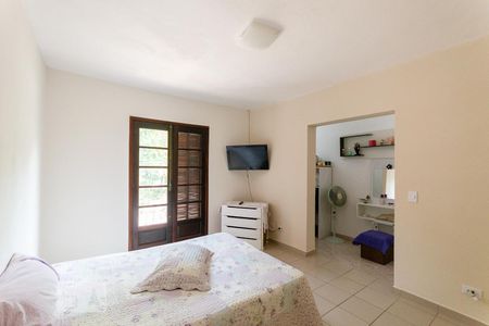 Suíte de casa à venda com 4 quartos, 230m² em Vila Camargo, São Bernardo do Campo