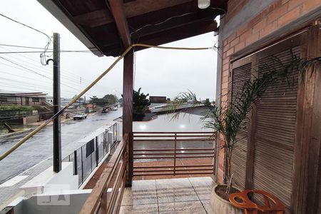 Sacada de casa à venda com 3 quartos, 96m² em Niterói, Canoas