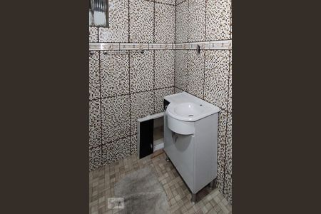 Casa à venda com 96m², 3 quartos e 1 vaga Casa à venda com 96m², 3 quartos e 1 vagaBanheiro 2