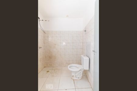 Casa de condomínio para alugar com 75m², 2 quartos e 1 vaga Casa de condomínio para alugar com 75m², 2 quartos e 1 vagaBanheiro da Suíte 2