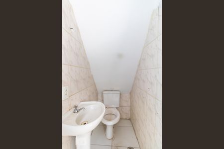 Casa de condomínio para alugar com 75m², 2 quartos e 1 vaga Casa de condomínio para alugar com 75m², 2 quartos e 1 vagaBanheiro