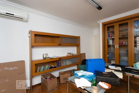 Apartamento à venda com 200m², 4 quartos e 2 vagasQuarto 1