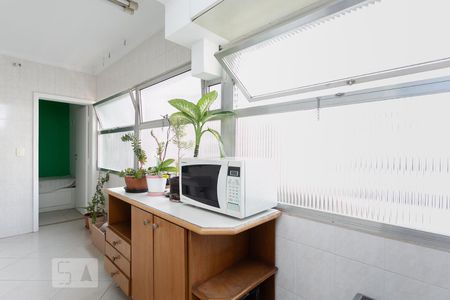 Apartamento à venda com 200m², 4 quartos e 2 vagasÁrea de Serviço