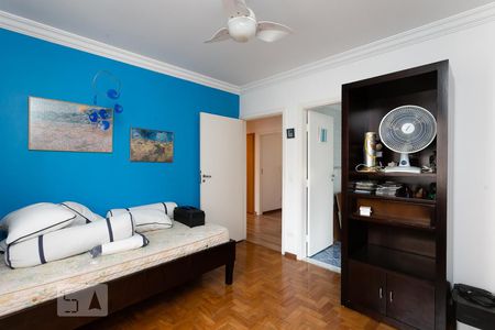 Apartamento à venda com 200m², 4 quartos e 2 vagasSuíte 2