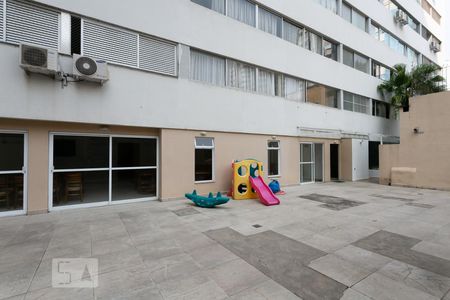 Apartamento à venda com 200m², 4 quartos e 2 vagasÁrea Comum - Playground