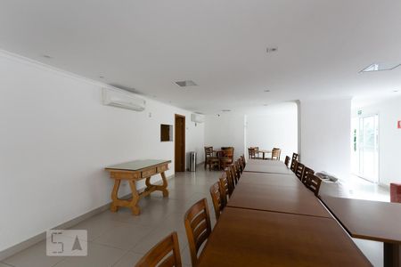 Apartamento à venda com 200m², 4 quartos e 2 vagasÁrea comum - Salão de festas