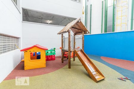 Apartamento à venda com 42m², 2 quartos e sem vagaPlayground