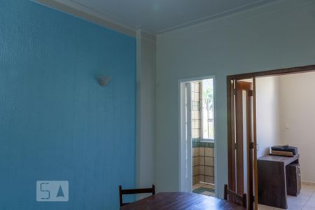 Apartamento para alugar com 77m², 3 quartos e sem vaga Apartamento para alugar com 77m², 3 quartos e sem vagaSala
