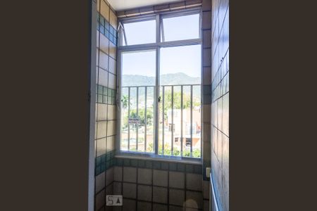 Apartamento para alugar com 77m², 3 quartos e sem vaga Apartamento para alugar com 77m², 3 quartos e sem vagaSala