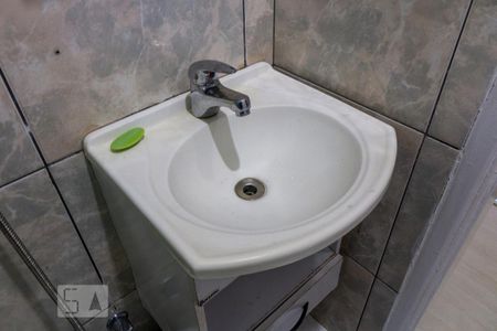 Apartamento para alugar com 77m², 3 quartos e sem vaga Apartamento para alugar com 77m², 3 quartos e sem vagaBanheiro da Suíte