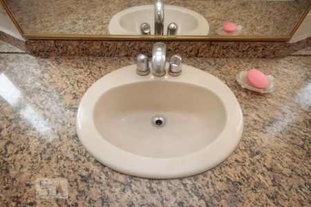 Banheiro de apartamento para alugar com 3 quartos, 110m² em Bela Vista, São Paulo