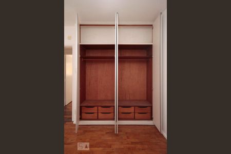 Apartamento para alugar com 110m², 3 quartos e 2 vagasSuíte
