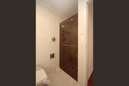 Banheiro de apartamento para alugar com 3 quartos, 110m² em Bela Vista, São Paulo