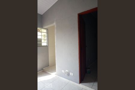 Sala de casa para alugar com 1 quarto, 32m² em Vila Paranaguá, São Paulo