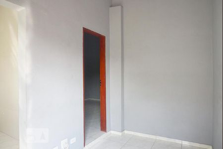 Sala de casa para alugar com 1 quarto, 32m² em Vila Paranaguá, São Paulo