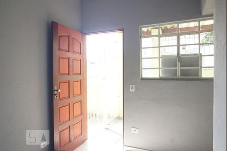 Sala de casa para alugar com 1 quarto, 32m² em Vila Paranaguá, São Paulo