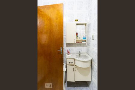 Casa à venda com 146m², 3 quartos e 2 vagasBanheiro da Suíte