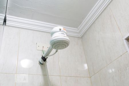 Casa à venda com 146m², 3 quartos e 2 vagasChuveiro