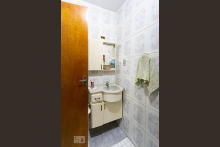 Casa à venda com 146m², 3 quartos e 2 vagasBanheiro da Suíte