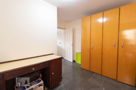 Casa à venda com 130m², 5 quartos e 4 vagas Casa à venda com 130m², 5 quartos e 4 vagasSuíte 3