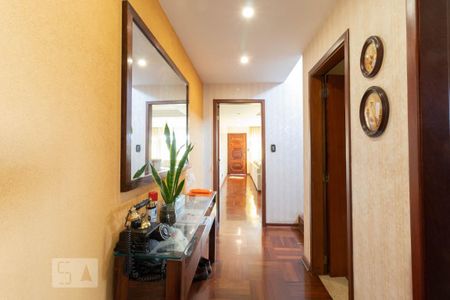 Corredor de casa à venda com 5 quartos, 130m² em Tucuruvi, São Paulo