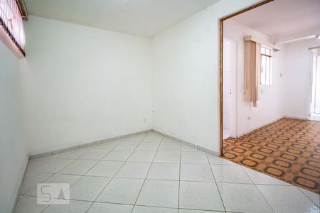 Quarto de casa para alugar com 1 quarto, 50m² em Bosque da Saúde, São Paulo