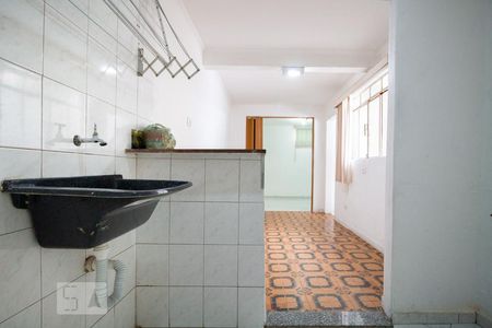 Casa para alugar com 50m², 1 quarto e sem vagaÁrea de Serviço