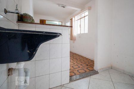 Casa para alugar com 50m², 1 quarto e sem vagaÁrea de Serviço